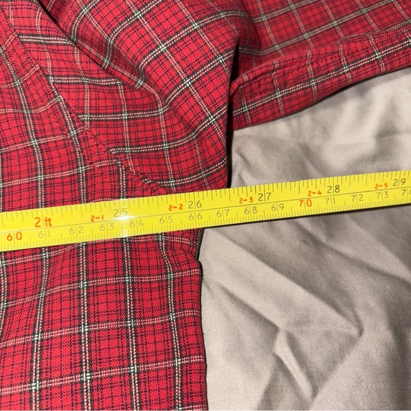 L.L. Bean Red Plaid Men's Button Down Shirt Large - Picture 6 of 7